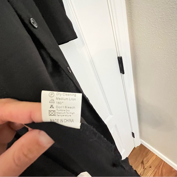 Black Vintage Duster - Picture 4 of 10